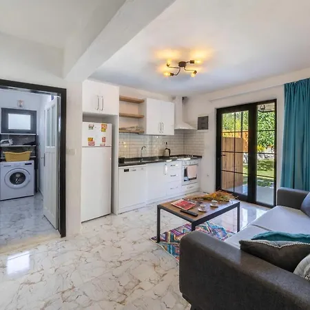 Very Cute Detached In üzümlü Village Of Kas * Caykoy