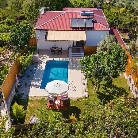Villa Very Cute Detached In üzümlü Village Of Kas *