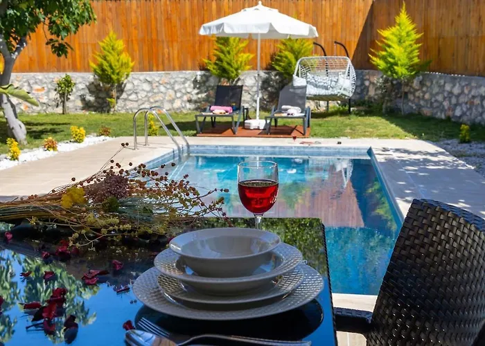 Very Cute Detached In Uezuemlue Village Of Kas *