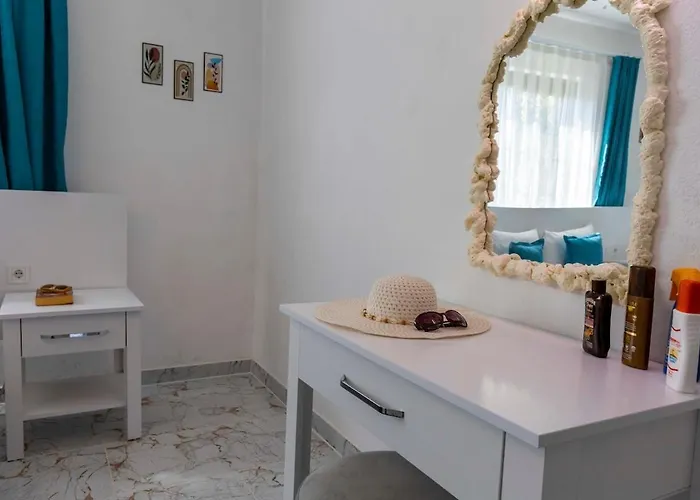 Very Cute Detached In Uezuemlue Village Of Kas Caykoy