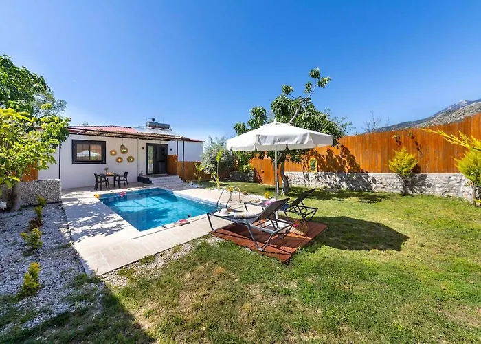 Very Cute Detached In Uezuemlue Village Of Kas Villa