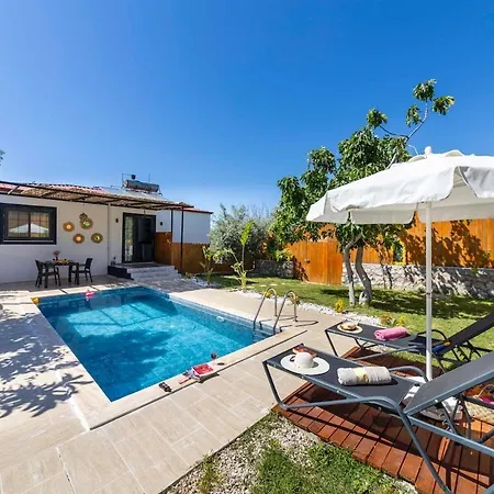 Very Cute Detached In Uezuemlue Village Of Kas 빌라 Caykoy